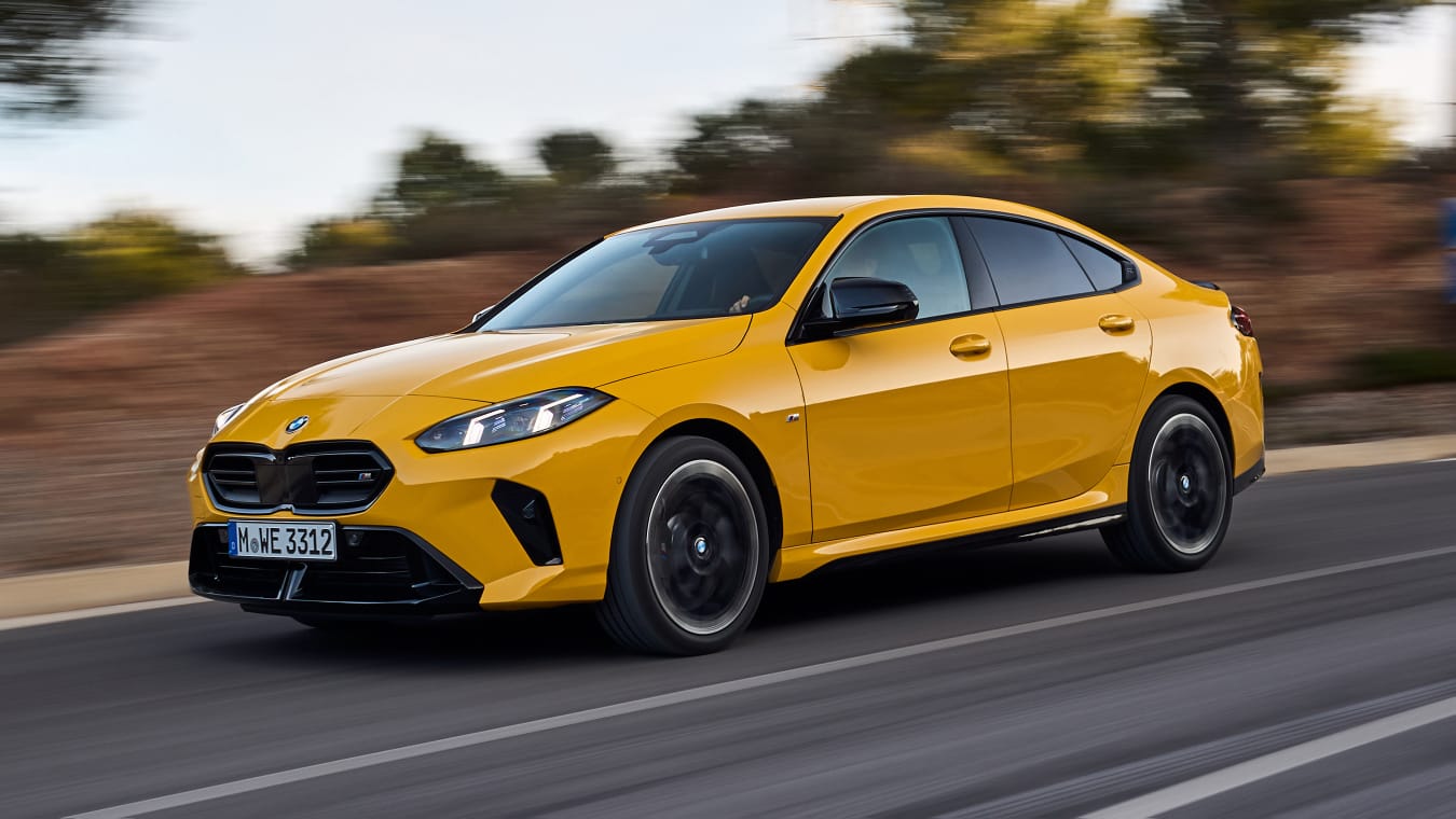 “2025 BMW 2 Series: Luxurious Interior & Comfort at ₹46 Lakh Launch”